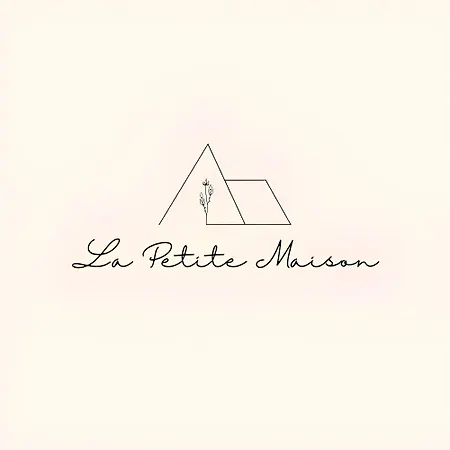 La Petite Maison Vizzini Exterior photo