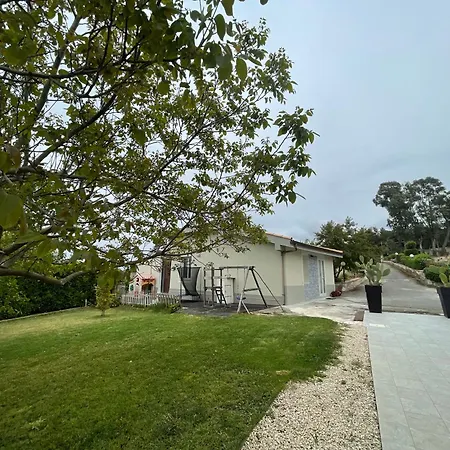 La Petite Maison Vizzini Exterior photo